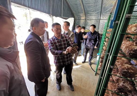 说明: 40d0133591508fd31b3ee7126068f42