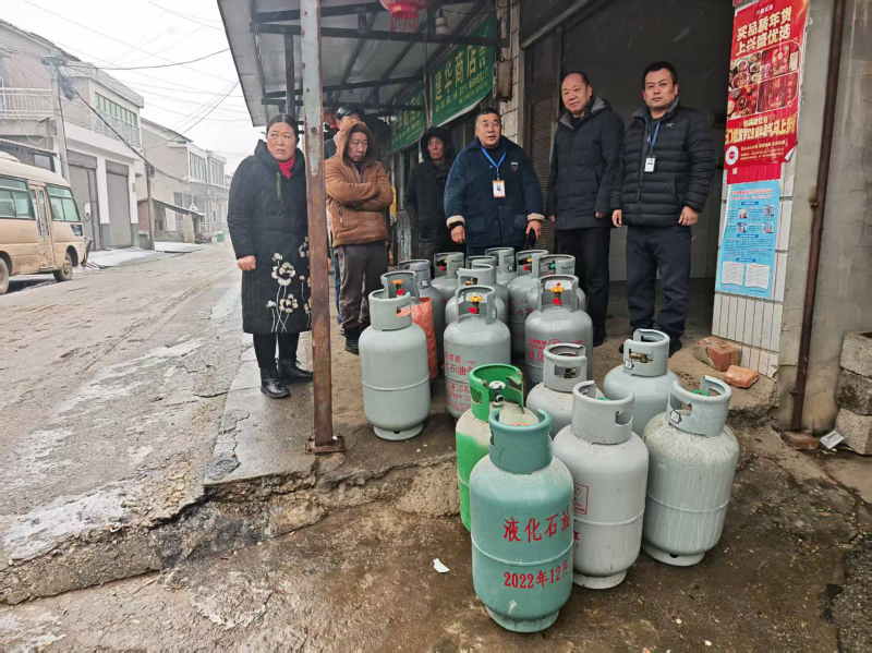 ��ס�����罨���ǿ��ȼ����ȫ��� һ��ȡ������ƿװҺ�����Ƿ������