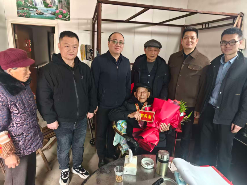 �����������Ӣ�� ��ů����