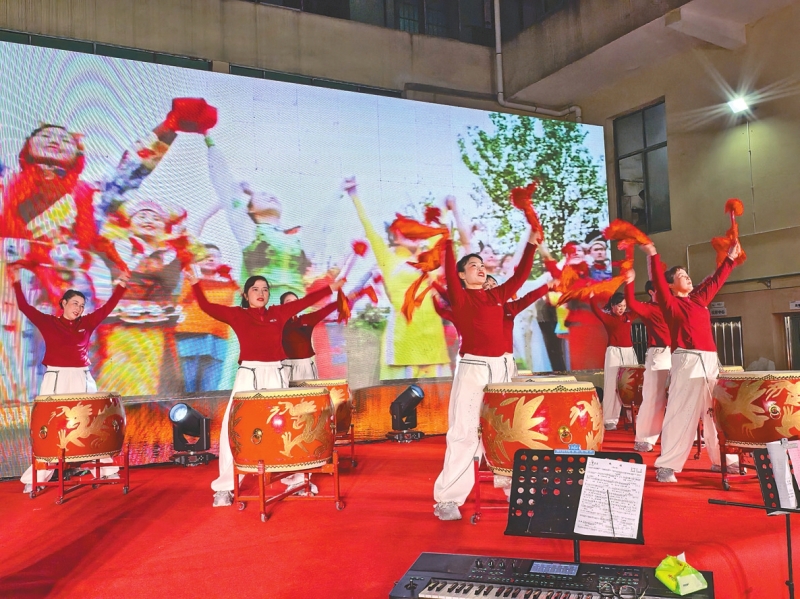 ����ƺ���� ���������Ԫ�� ģ������ů����