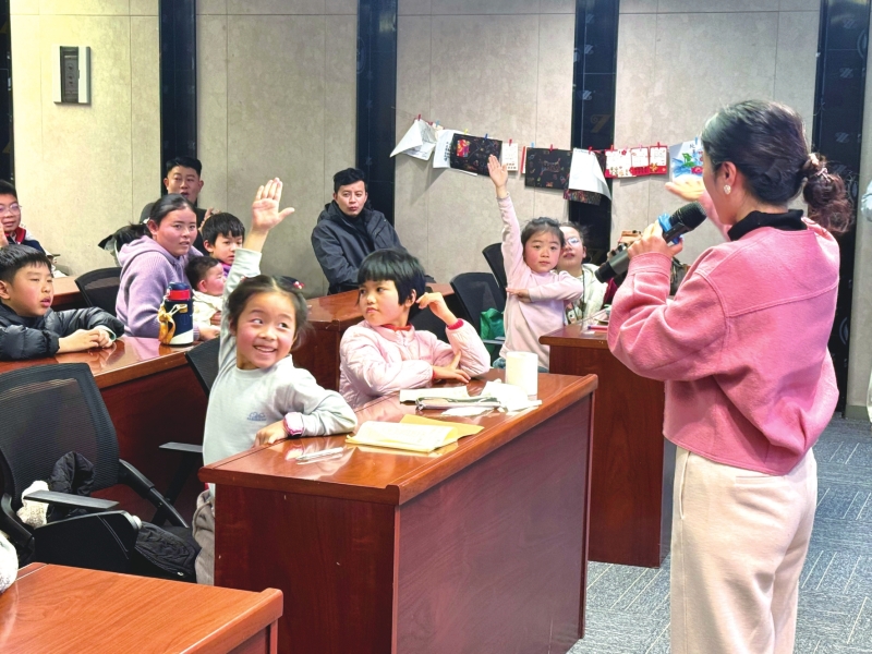 ��һ԰�����ġ�չ�ݻ���ʲ�ͣ