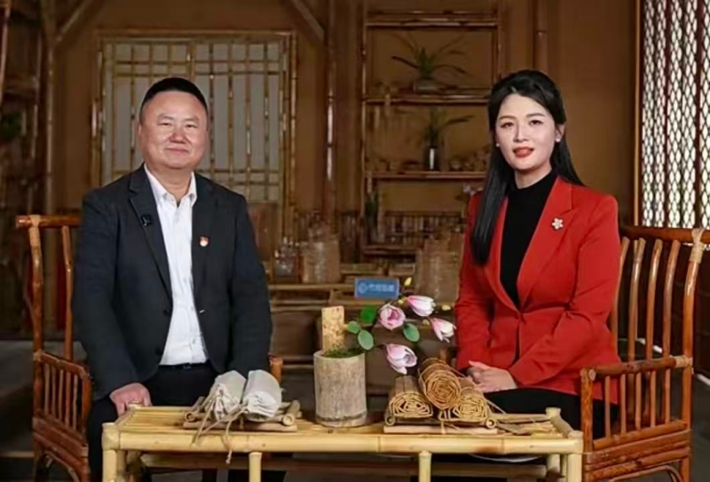  �����ƾ� ���񡱹����ʡ���ר���ҽ������ù���ֵ�����ǡ��ֳ� �⽨ƽ