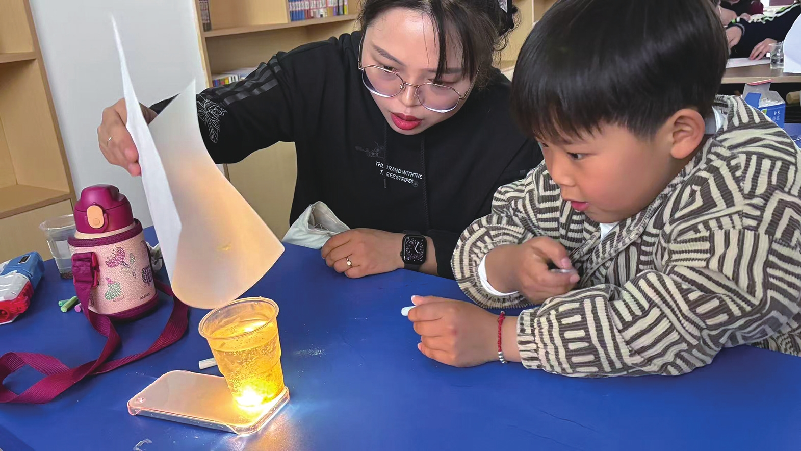 ��ʦ�ͺ���һ����ʵ��