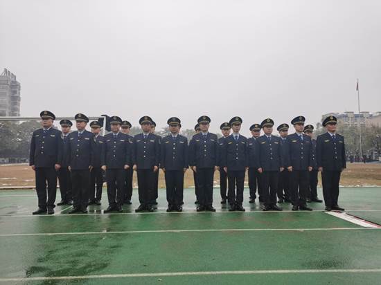 说明: 64720fe7ad1d81745e8eb3c2638f8c5