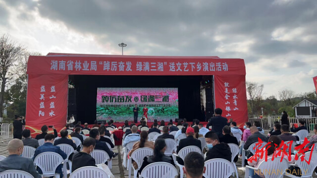 �������Ļ��������� ��Ϸ����������