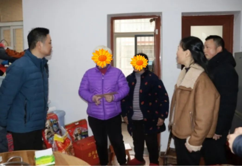 【娘家人”暖心帮扶 “外嫁女”走出困境 】市儿童福利院春节期间慰问成年孤儿益小白