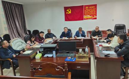 12fde9bdd17f4928aa67edc99c582f5