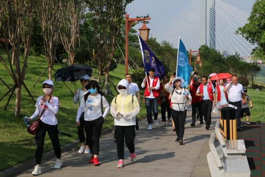 说明: 3b5bb5974ada170341e70121e470d5c