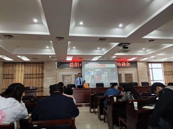 说明: C:\Users\ADMINI~1\AppData\Local\Temp\WeChat Files\94d1f1bbdc9d48bf9b3df69849117af.jpg