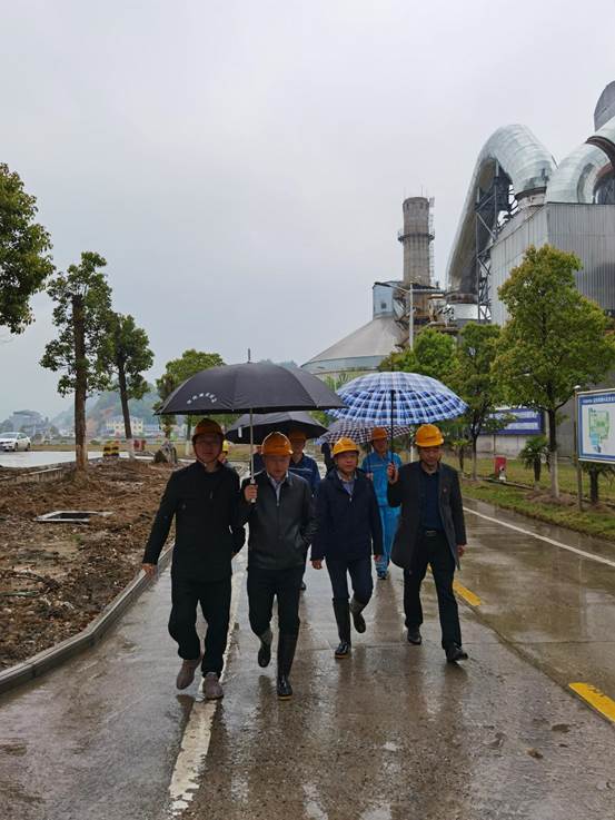 说明: 4e09c49be51f16ff260f00505b1c36f