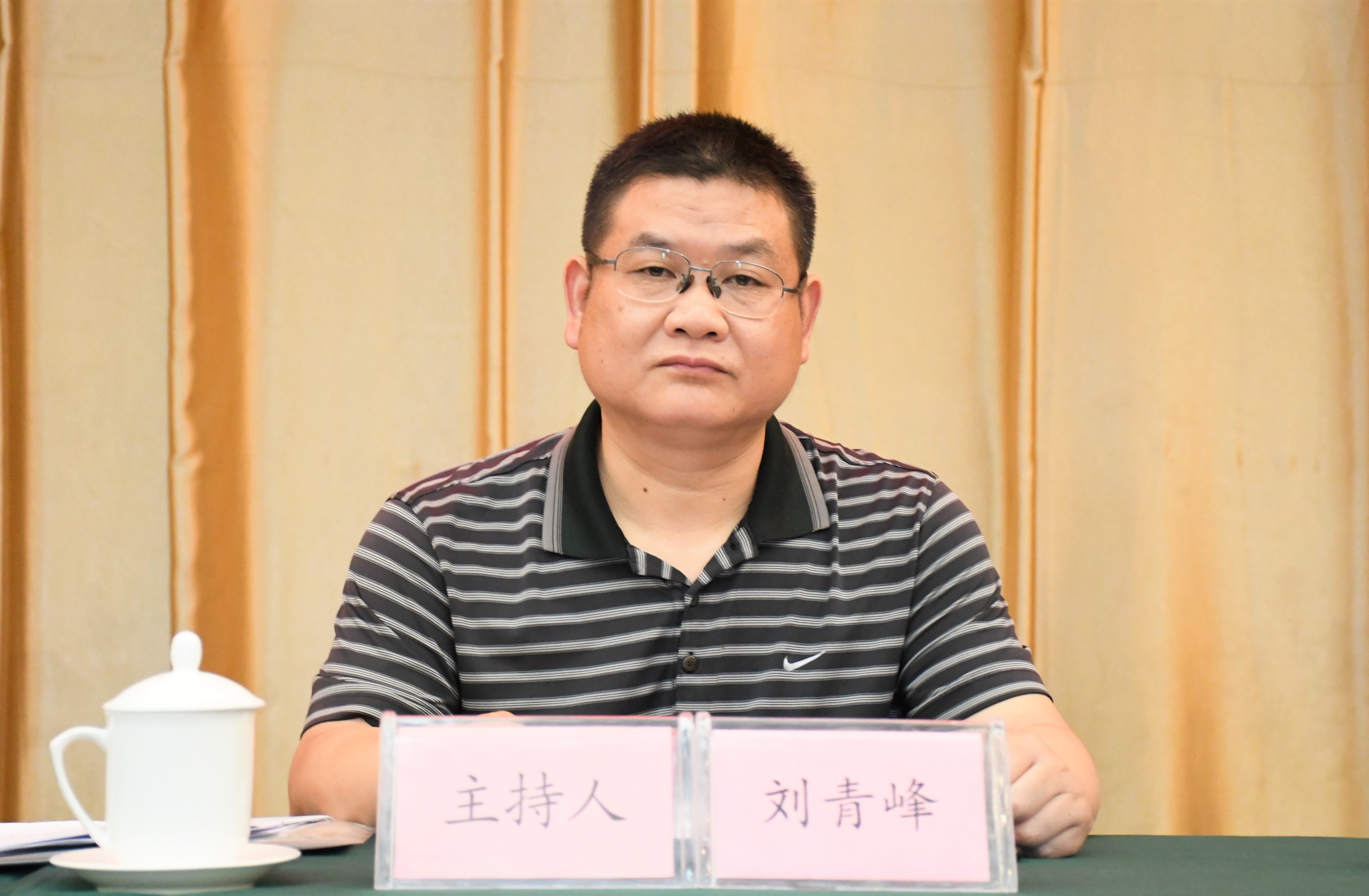 8f18b691ba42e91385e44cbbd5569a7.jpg 8f18b691ba42e91385e44cbbd5569a7.jpg