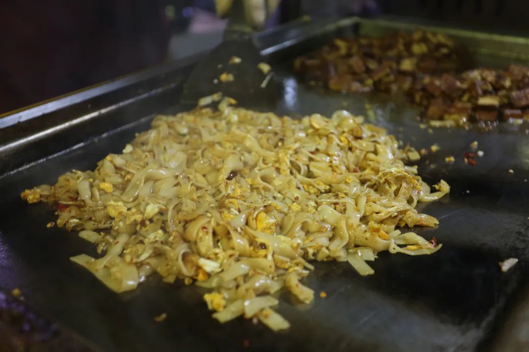 短途夜游去何处 这份南县罗文夜市攻略请查收