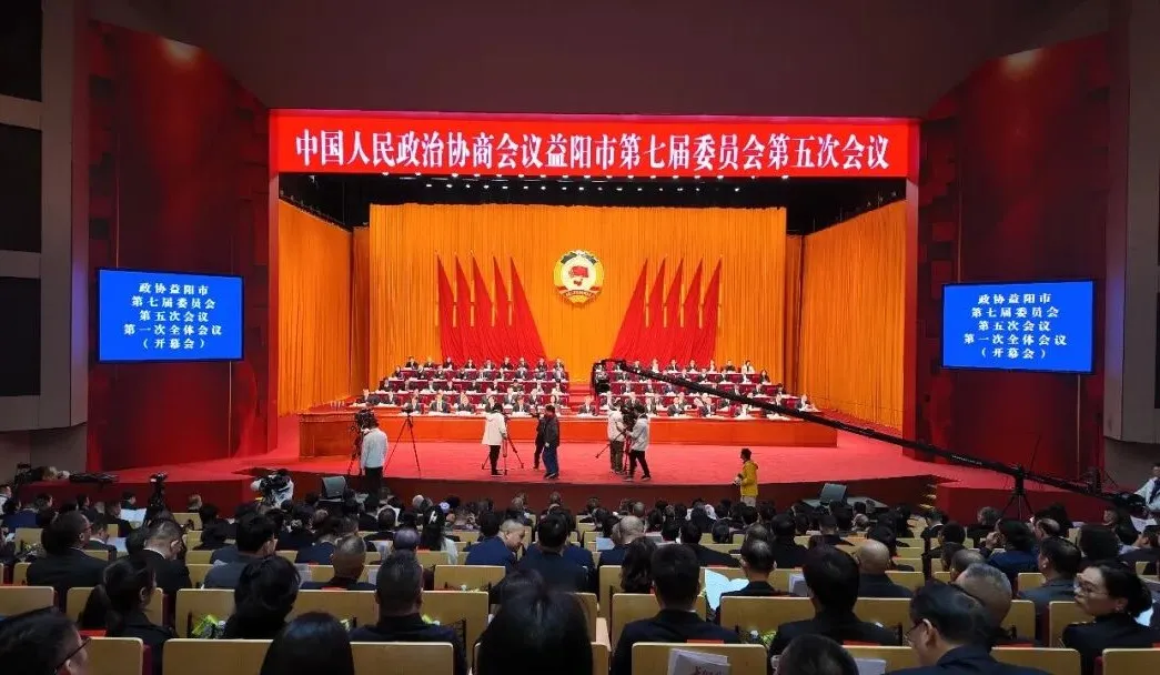 ��Ѷ | ��������Э�߽���λ��鿪Ļ